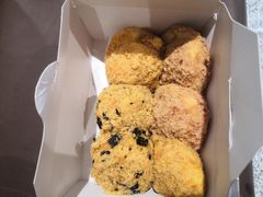海苔风味小贝-鲍师傅糕点(江苏路店)