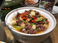 白露村炒黄牛肉-费大厨辣椒炒肉(万家丽一店)