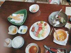 -Tsuru鹤日本料理(静安香格里拉店)