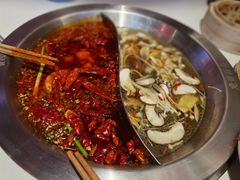 -卤校长重庆火锅(国兴店)