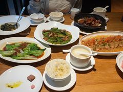 -渝半城经典川粤菜(重庆天地店)