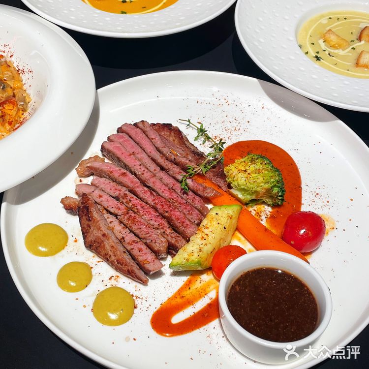 佛山｜世纪莲真太超前啦~🥳桌球西餐厅结合