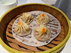 蟹黄小笼包-松鹤楼·非遗·苏帮菜(融科店)