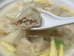 刀鱼馄饨-老半斋(福州路店)