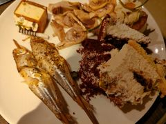 -唐拉雅秀酒店-西锦汇空中BBQ·思创餐厅
