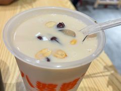 -八婆婆烧仙草(曾厝垵店)