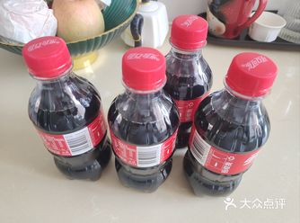 一毛钱撸到的可乐4瓶。赚到了。