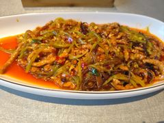 -有红鸡毛店·川菜(建设路店)