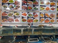 -鑫渔港海鲜本地菜·山海关浑锅(东戴河店)