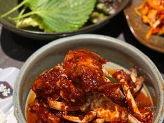 -草家酱蟹炭火烤肉店(珲春南路一店)