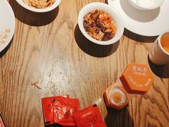 -爱碗亭·鲜炒湖南菜(壹城中心店)
