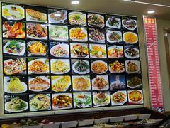 大堂-虹海圣肉饼店家常菜馆