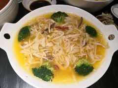 -梧桐树下(云锦世家店)