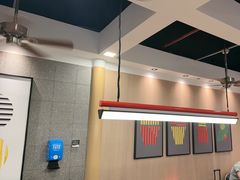 -麦当劳(深圳北站高铁店)