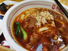 -呷佬·长沙手工米粉(金沙江路店)