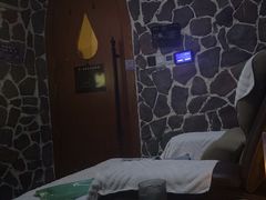 -秘地·影院式足浴SPA(凤三旗舰店)