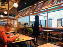 大堂-老乡鸡(上海品尊国际中心店)