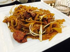 干炒牛河-玉兰苑一等茶餐厅
