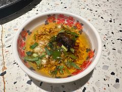 -红九格老火锅(三峡广场店)