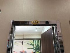 门面-老码头黑皮肘子锅包肉(赣水路店)