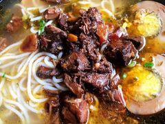 -花溪巷牛肉粉(泉城路店)