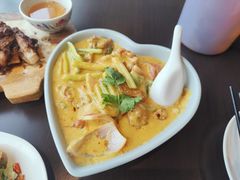 -大头虾越式风味餐厅(光明广场店)