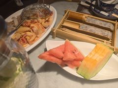 -尚尚仙·酸汤猪手·猪肚鸡火锅(华联万柳购物中心店)