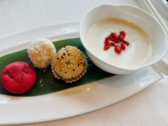饭后甜品-天龙轩(香港丽思卡尔顿酒店)