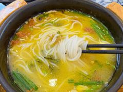 -桥香园过桥米线(国贸店)