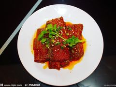 -满旗楼 北京烤鸭·涮羊肉火锅(武昌店)
