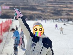 -济南卧虎山滑雪场