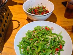 -聚鑫朋酸菜肥肠(文艺路口店)