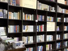 -良友书坊(安徽路店)