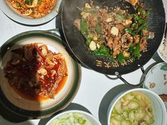 -费大厨辣椒炒肉(黄兴中心广场店)