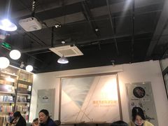 -雨丝书店(综合商业楼店)