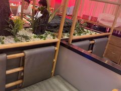 -何师傅美蛙鱼头(汉街店)