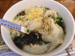 -笑来喜馄饨小笼工坊店(湖滨街店)