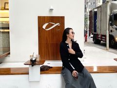 -Line 咖啡(石厦花园店)