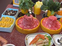 -四囍码头海鲜烧烤自助火锅(外滩南京东路悦荟广场店)