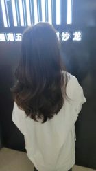 -FRIDAY星期五专业美发沙龙