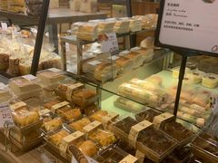 面包甜点陈列柜-Ole 面包房(华润万象城店)