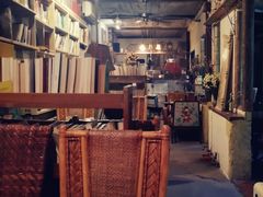 -斯多格书乡(北京大学畅春园店)