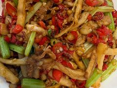 酸萝卜牛肚丝-笨罗卜浏阳菜馆(龙华鹏润达店)