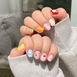 -桃色美甲沙龙