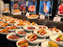 -雍容荟帝王蟹活龙虾展台自助(IFS黑金店)
