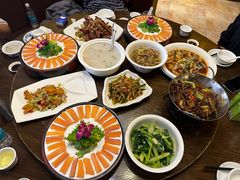 三文鱼粥-醉美东江·三文鱼·烧鸡公