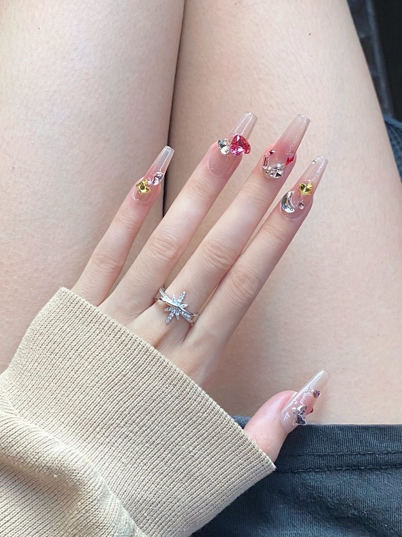 施华洛世奇长款美甲