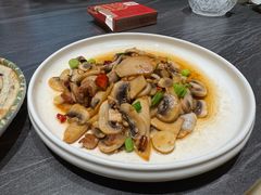 -梁家大院•农家菜(昆山会展中心店)