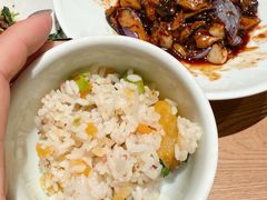 干巴菌虎掌菌饭-一坐一忘云南菜(北京skp店)