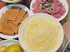 -赵美丽·重庆社区火锅·直营店(火车东站·中豪国际店)